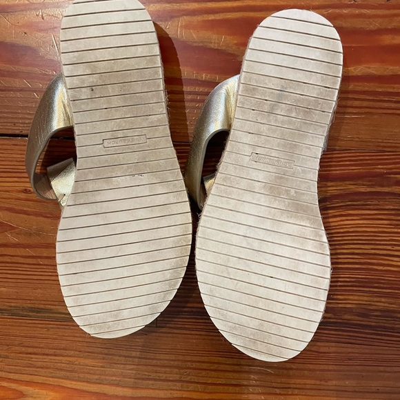 Women’s Tory Burch Sandals. Size 7 - Picture 2 of 3